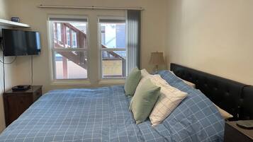 1 Schlafzimmer, BĂŒgeleisen/BĂŒgelbrett, kostenloses WLAN, BettwĂ€sche