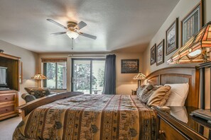 Condo, Multiple Beds, Courtyard View (Mall 1413) | 1 bedroom, individually decorated, individually furnished - Mall 1413 by SummitCove Vacation Lodging (Keystone)