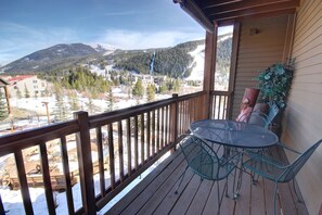 Design Condo, 2 Bedrooms, Balcony, Mountain View (Tenderfoot Lodge 2643) | View from room