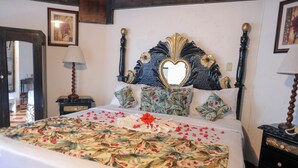 Junior one King Bed Room