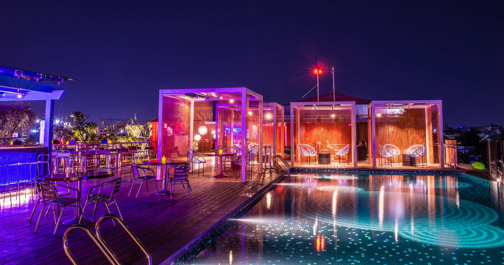 4 Star Hotels