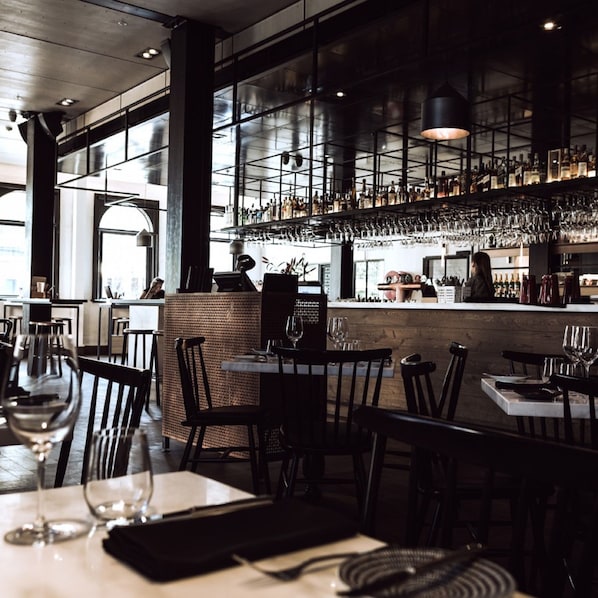 Se sirven desayunos, almuerzos y cenas