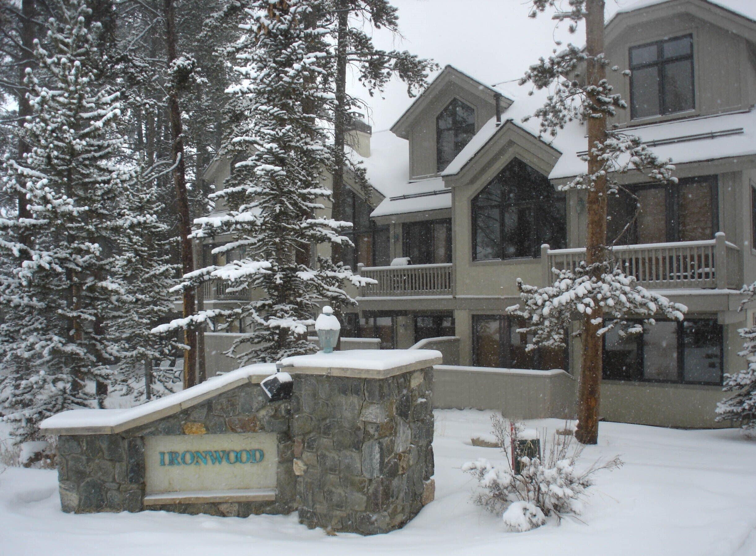 Townhouse Premium, 3 kamar tidur, hot tub, pemandangan resor (Ironwood 2988) | Eksterior