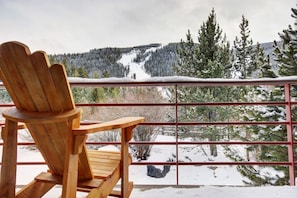Signature Condo, 2 Bedrooms, Balcony, Mountain View (Ski Run 501) | View from room