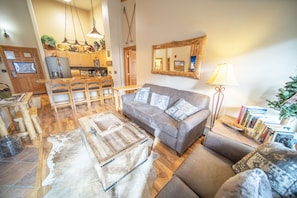 Condo, Multiple Beds, Mountain View (Hidden River Lodge 5977) | Exterior