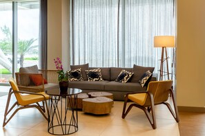 Sala de estar en el lobby