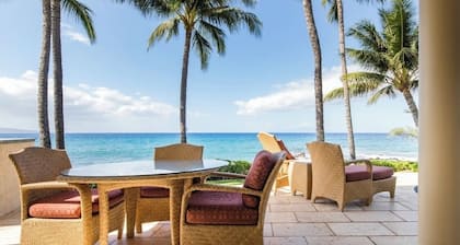 DISCOUNTED OCTOBER Special - Oceanfront Private Home