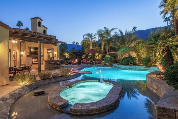 Outdoor pool, a heated pool