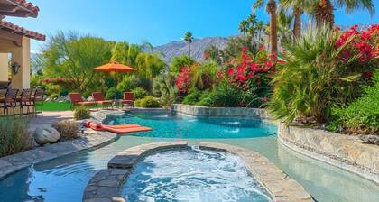 Saltwater Pool/Spa, Tanning Shelf, Firepit, Outdoor Fireplace Shower Free WiFi