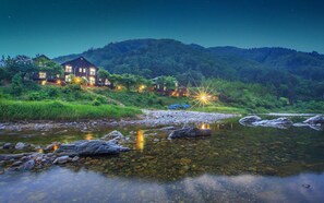 Front of property – evening/night - Caddis Pension (Yangyang)