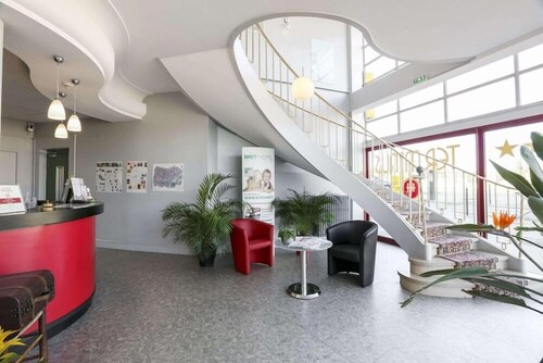Brit Hotel Angouleme - Terminus