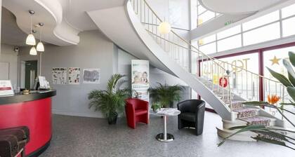 Brit Hotel Angouleme - Terminus