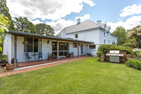 Căn hộ dành cho gia đình, 2 phòng ngủ, quang cảnh vườn | Hiên