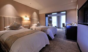 Building A-Standard Room | 1 bedroom, minibar, in-room safe, desk - China Palace Hotel (Beijing)