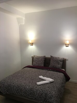 2 Schlafzimmer, Bügeleisen/Bügelbrett, Reisekinderbett, WLAN