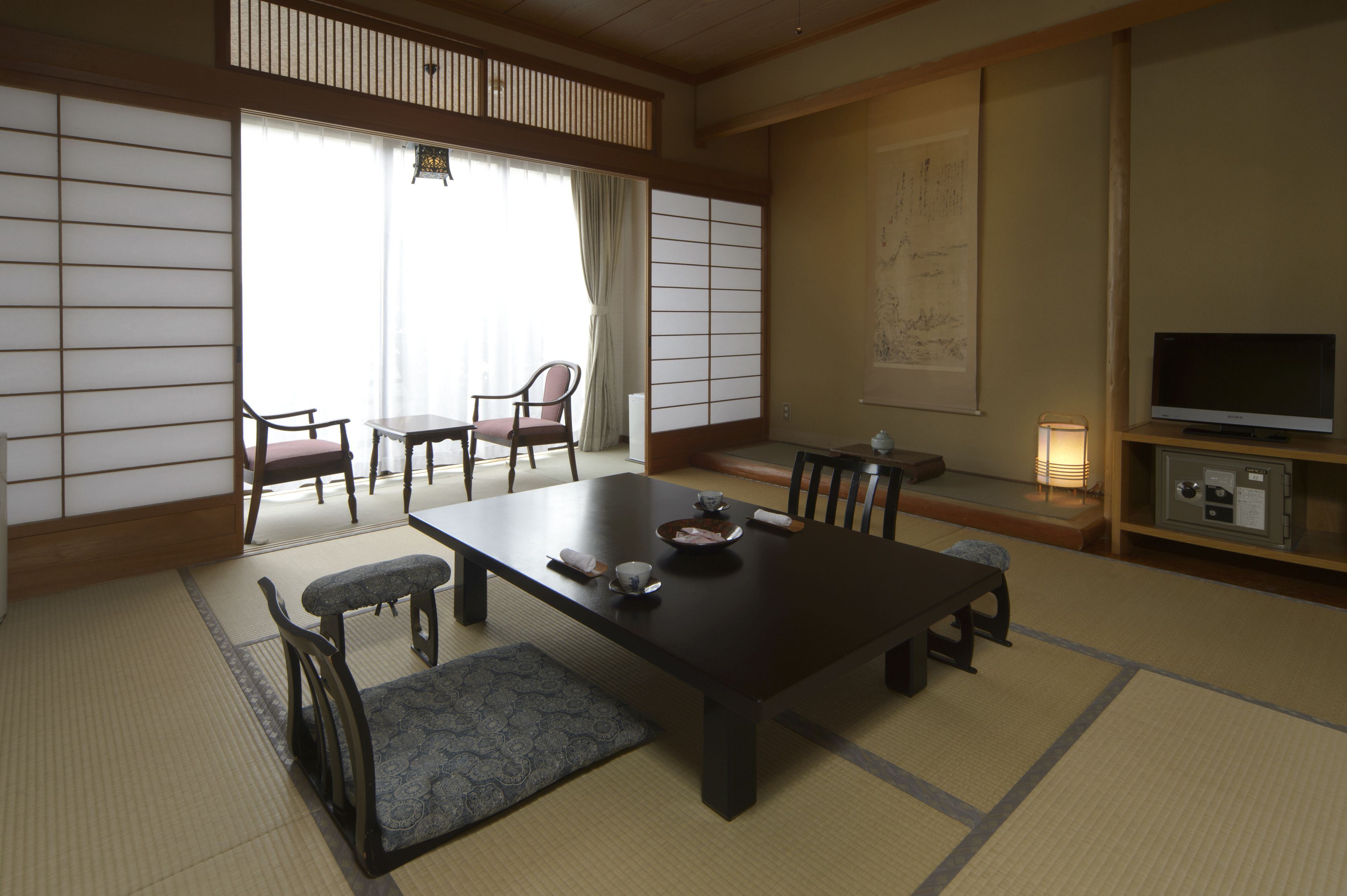 Chambre Tradition (Japanese Style) | Coffres-forts dans les chambres, fer et planche à repasser