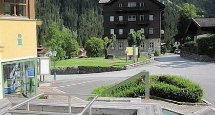 Gemütliche Wohnung im Zentrum von Krimml, einen kurzen Spaziergang von den Krimmler Wasserfällen