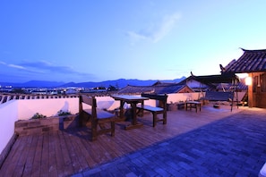 Dining - Village Green Inn (Lijiang)