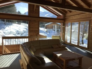 Smart TV, table tennis, books, stereo - Luxury chalet (about 250 sqm) - built in 2016 - Grächen (Valais) / near Zermatt (Grächen)