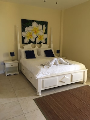 2 bedrooms, iron/ironing board, free WiFi