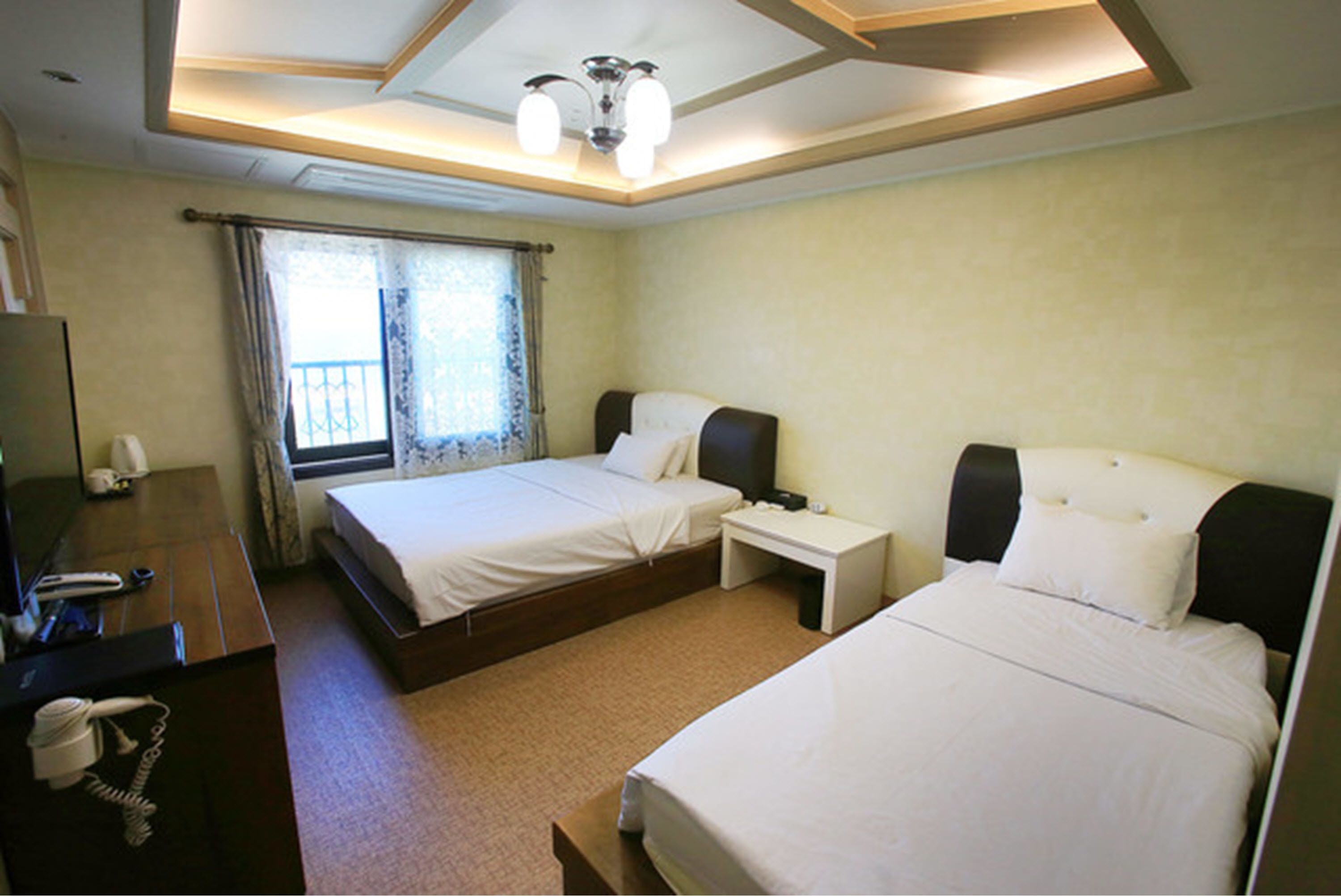 twin room, ocean view | blackout curtains, free wifi