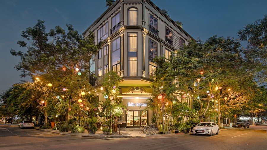 Haka Hotel & Apartment