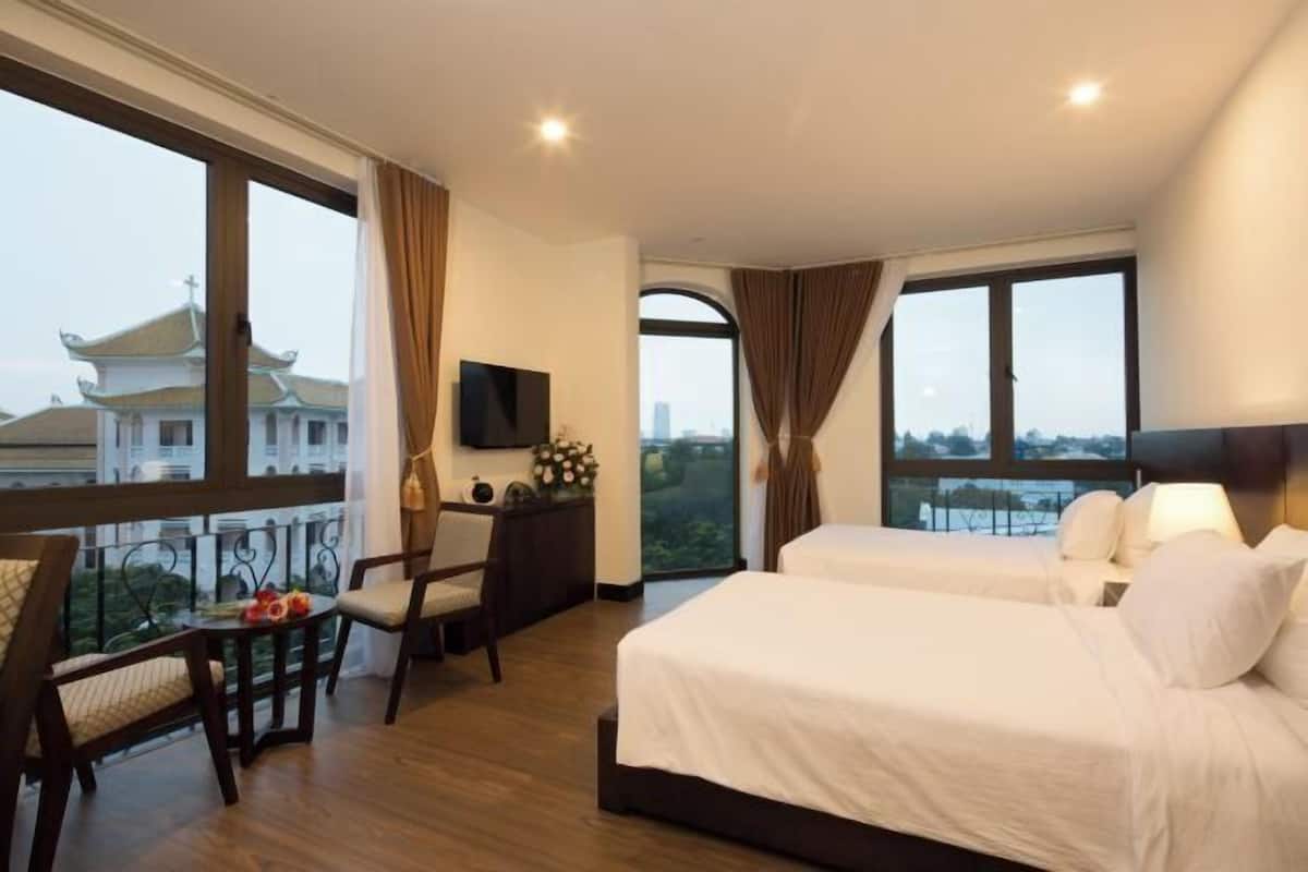 1 slaapkamer, een kluis op de kamer, verduisterende gordijnen