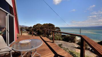 One Bedroom House with stunning Ocean Views | Balcony view