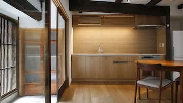 Traditional House (Kyoto-style) | In-room dining