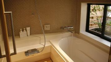 Traditional House (Kyoto-style) | Bathroom | Separate tub and shower, deep soaking tub, free toiletries, hair dryer
