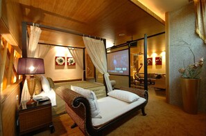 豪華雙人房 | 書桌、遮光布/窗簾、折疊床/加床、免費無線上網