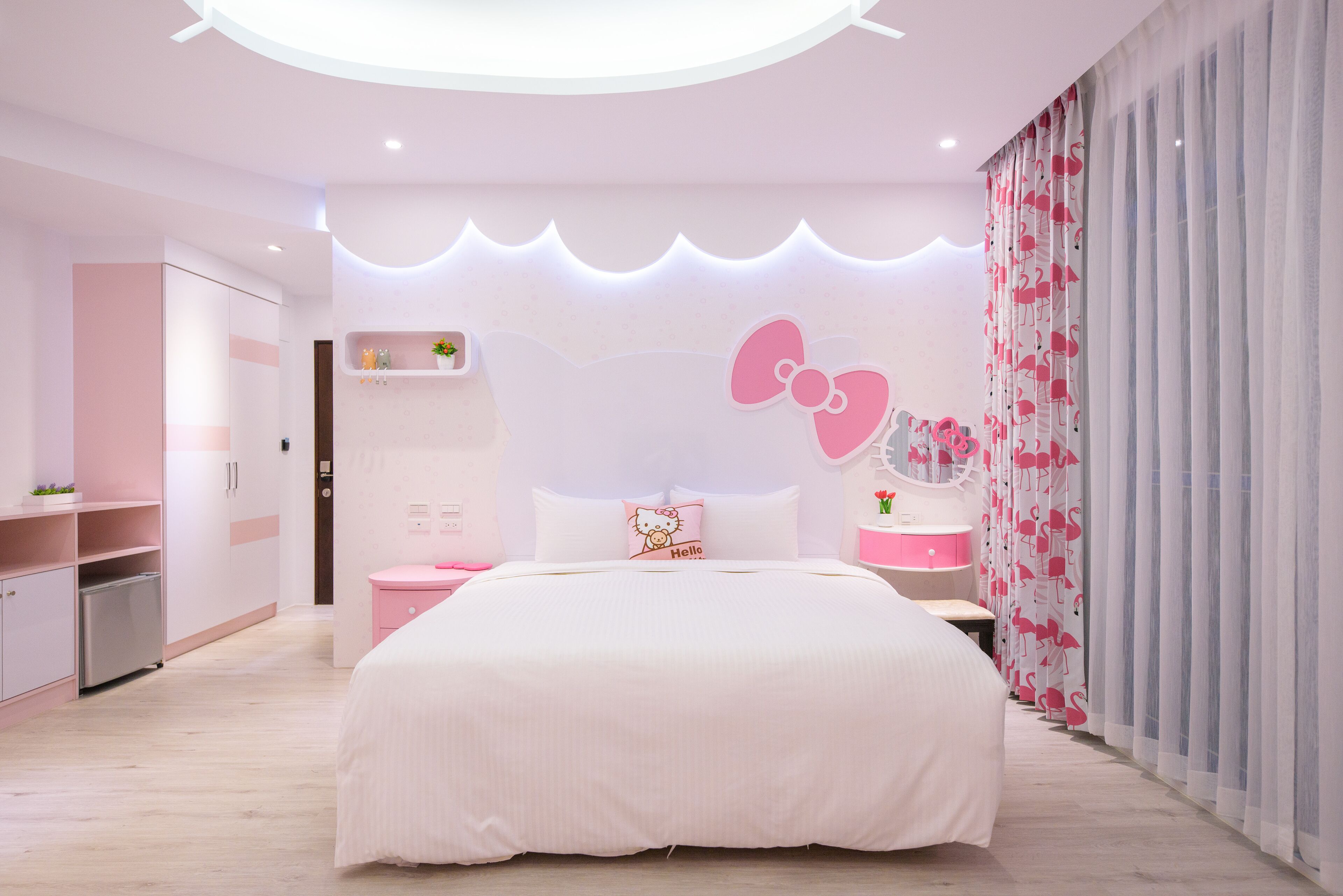 Superior Double Room | Individually decorated, desk, blackout drapes, rollaway beds