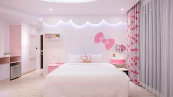 Superior Double Room | Individually decorated, desk, blackout drapes, rollaway beds