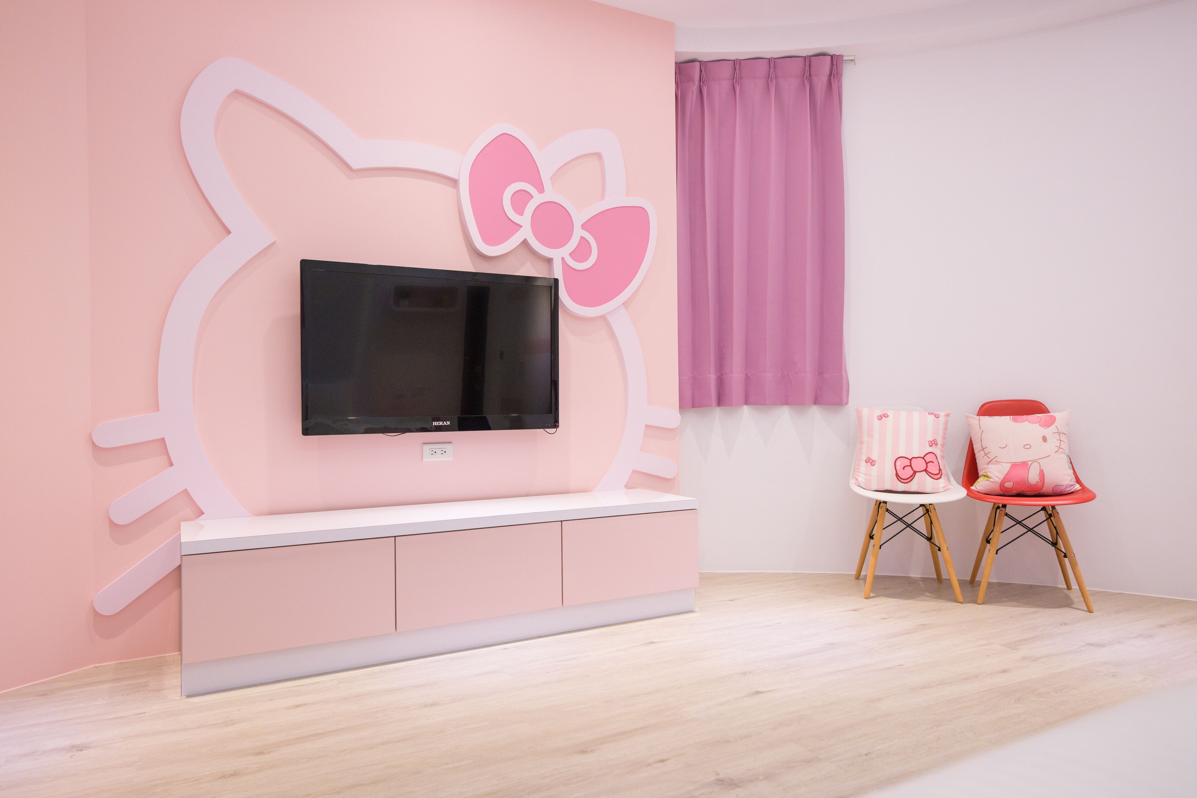 Superior Double Room | Individually decorated, desk, blackout drapes, rollaway beds
