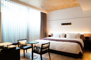 ห้องซูพีเรีย | ผ้านวมขนเป็ด, ตู้นิรภัยในห้องพัก, ผ้าม่านกันแสง, เตารีด/โต๊ะรีดผ้า