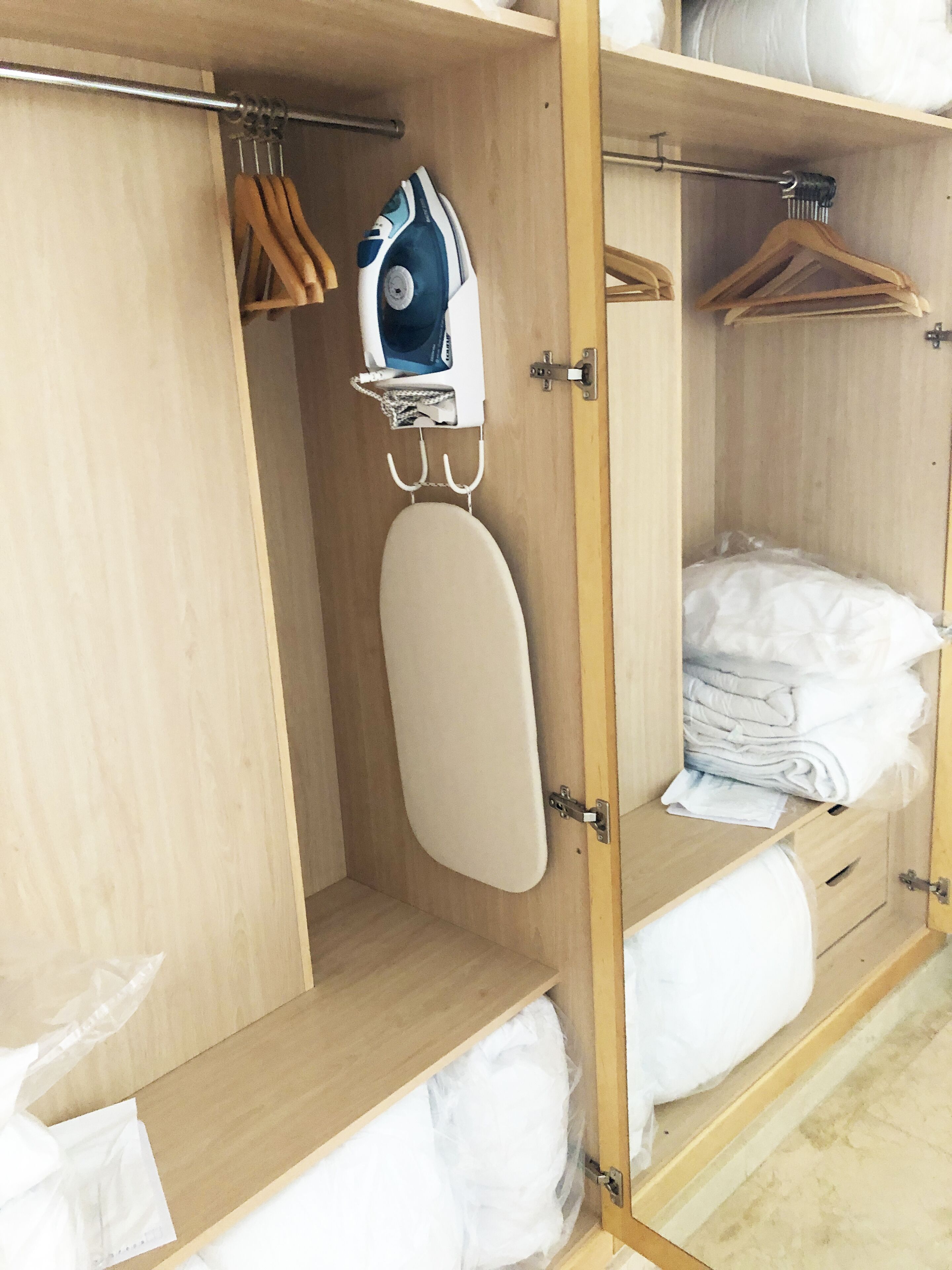 junior suite, sea view | iron/ironing board