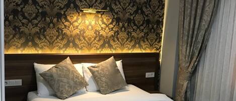 1 bedroom, minibar, desk, soundproofing