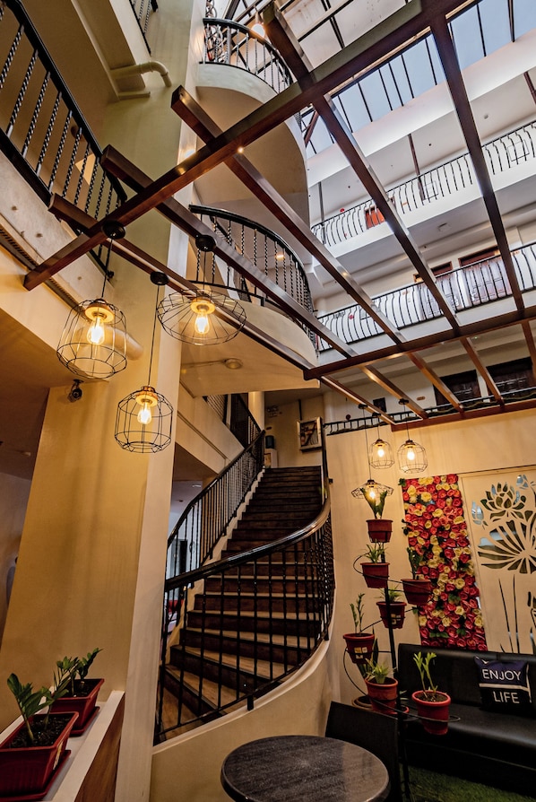 Lounge - Kiwi Hotel (Cebu City)