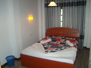 Double Room, 1 Double Bed
