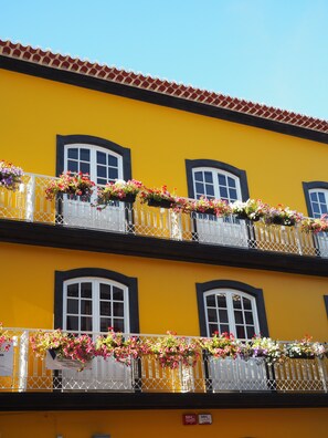 Fachada da propriedade