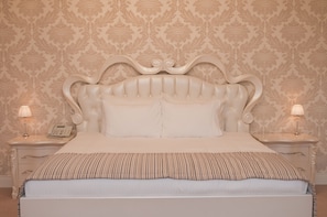 Suíte presidencial | Roupas de cama premium, frigobar, cofres nos quartos, escrivaninha