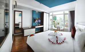 Habitación doble Deluxe | Minibar, escritorio, wifi gratis y ropa de cama 
