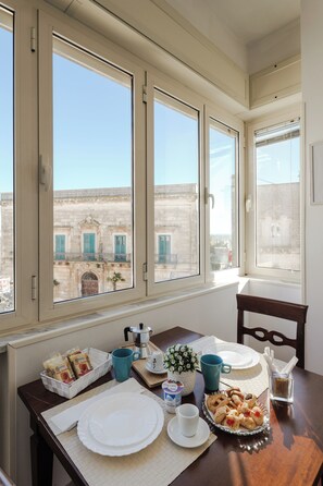 Frokostbuffé er inkludert hver dag