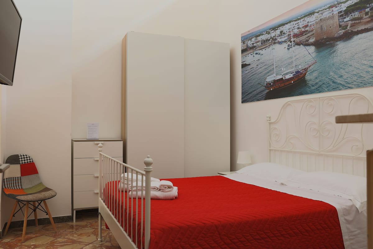 Cubrecamas, colchones con pillow-top y artículos del minibar gratis