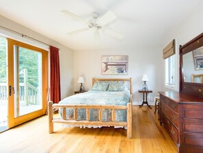 Standard House, Accessible, Private Bathroom (Beauchamp House)