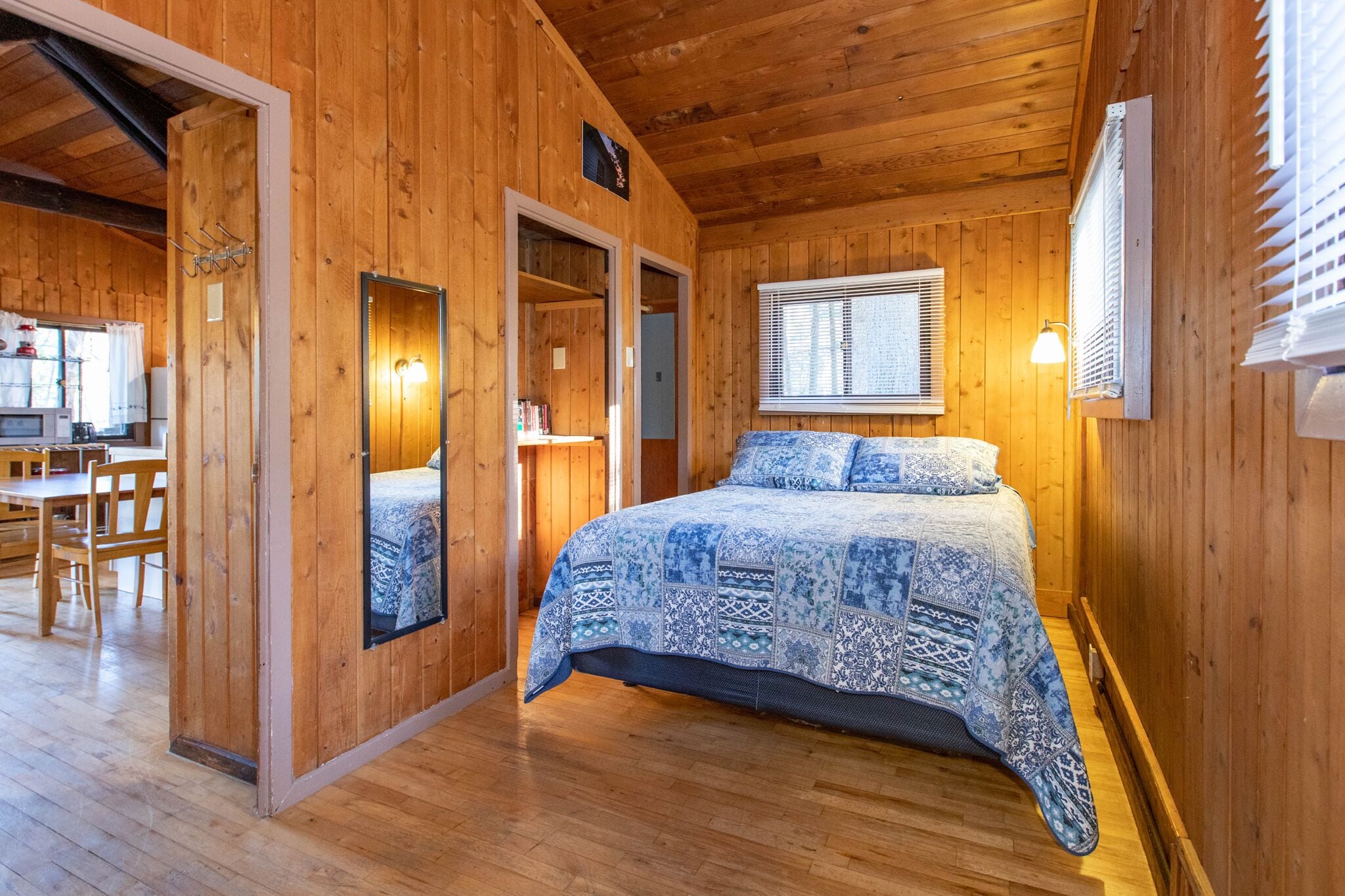 standard cottage, private bathroom (1 holly cottage #1) | 1 bedroom