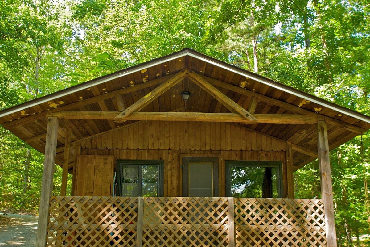 Standard Cottage, Private Bathroom, Lake View (5 Hazelnut Cottage #5)