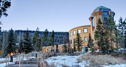 Antlers Gulch 303 by SummitCove Vacation Lodging