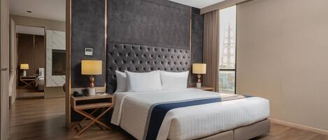 Coffres-forts dans les chambres, bureau, rideaux occultants