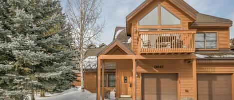 Casa de ciudad, varias camas, vista a la montaña (Snake River 42) | Exterior